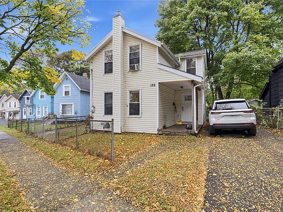 3rd image of 102 Cottage St