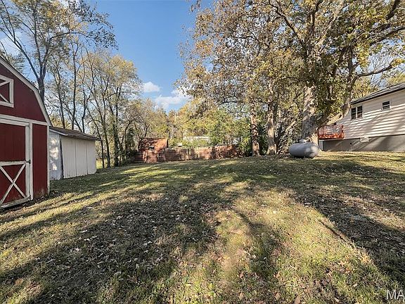 5th image of 6589 Tall Oaks Dr