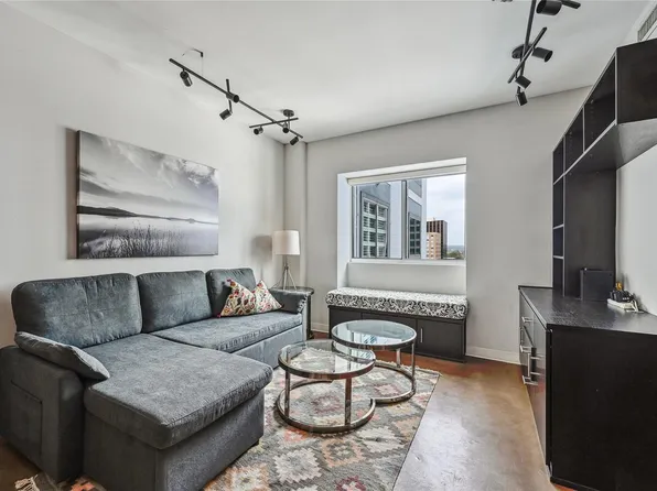 800 Brazos St Unit 1111, Austin, TX 78701