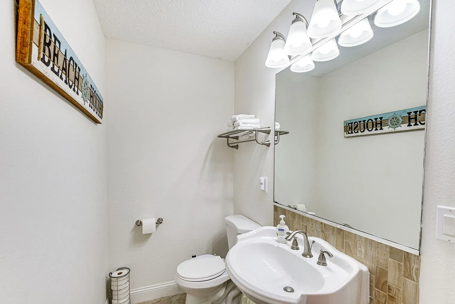 2 bed, 2.0 bath, 968 sqft, $2,967 — Photo 4