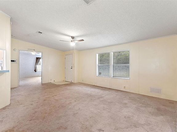 3rd image of 25 Crescent Ridge Rd