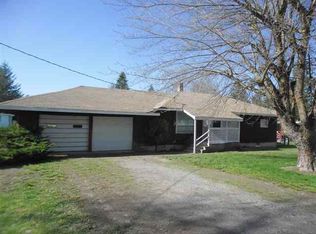 408 E 4th St, Deer Park, WA 99006