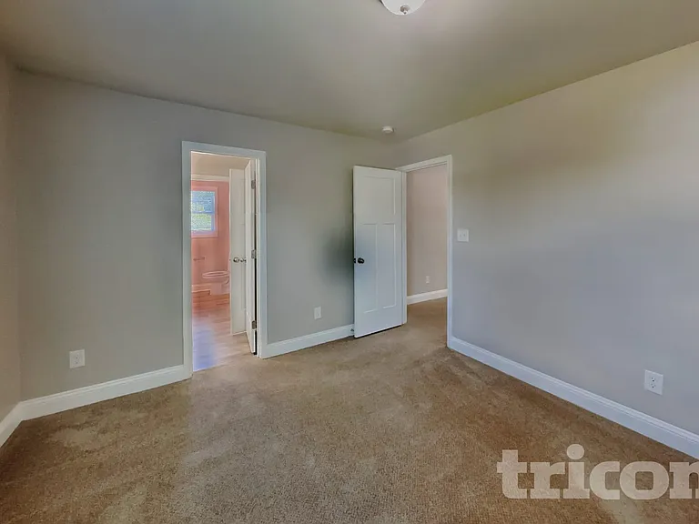 401 Bruce Johnson Rd — Photo 11