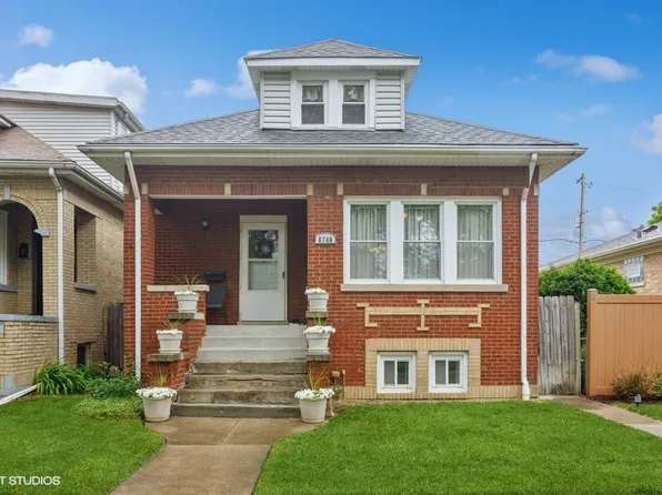 6346 W Hermione St, Chicago, IL 60646