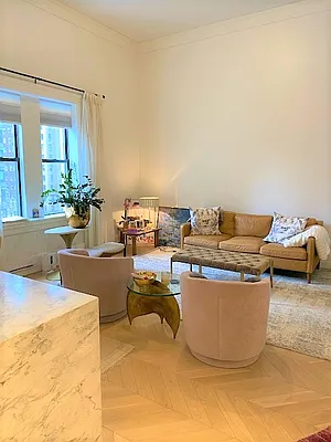 Rented by Compass | media 12