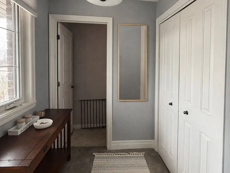5 McIntosh Cres — Photo 4