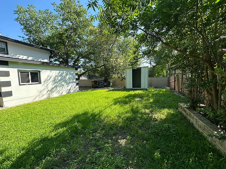 6912 Bryn Mawr Dr — Photo 17