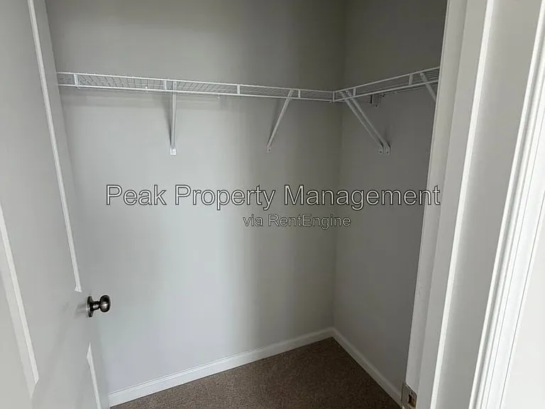 227 Brattice Dr — Photo 22