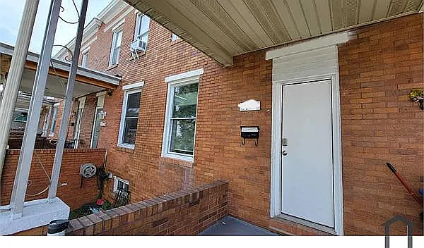 1900 Griffis Ave — Photo 7