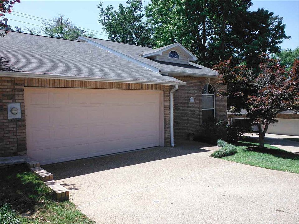 1st image of 2121 Pink Flamingo Ln