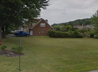 1302 Ohio Ave, White Oak, PA 15131