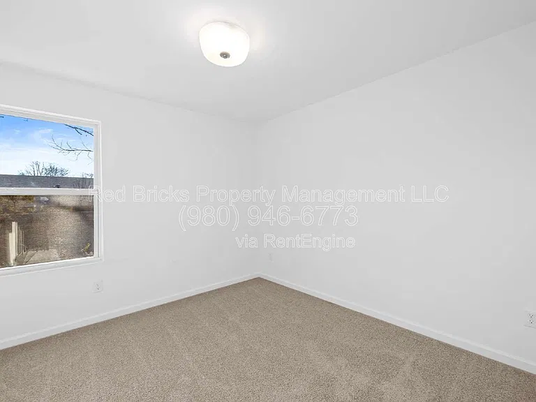 11027 Pagebrook Ln — Photo 17