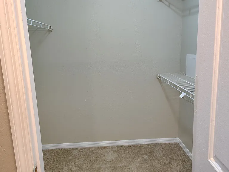 4204 Clubside Dr — Photo 12