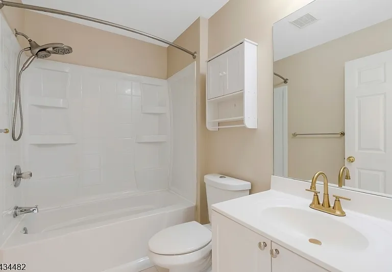 1636 King Ct — Photo 13