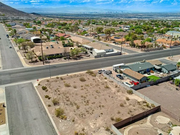 100 E Delamar Dr, Henderson, NV 89015