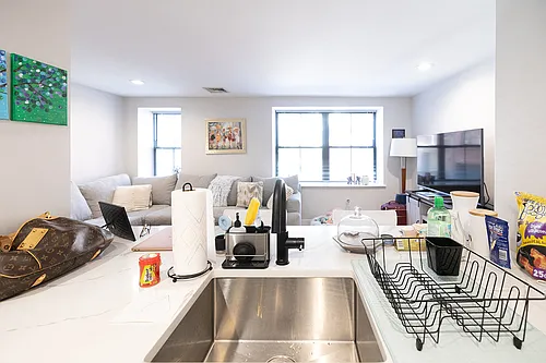 1653 Washington St #104 Photo 1