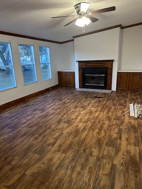 3 bed, $1,500 — Photo 2
