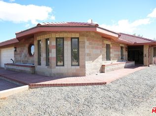 849 Juniper Rd, Pinon Hills, CA 92372