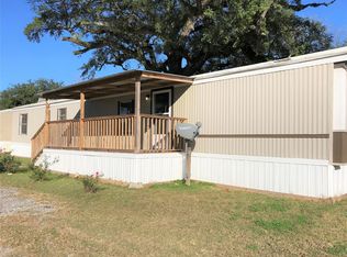 705 San Jacinto St, Highlands, TX 77562