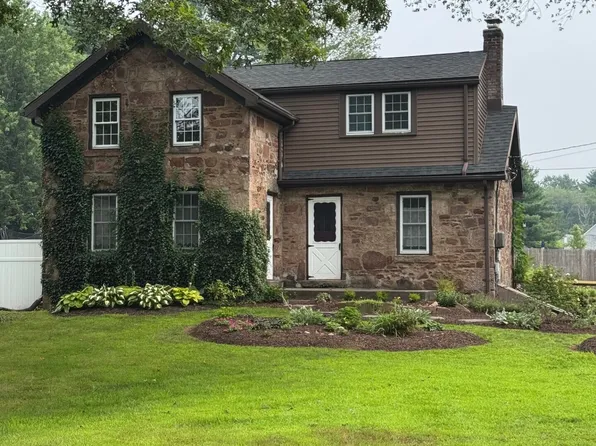 200 Firetown Road, Simsbury, CT 06070