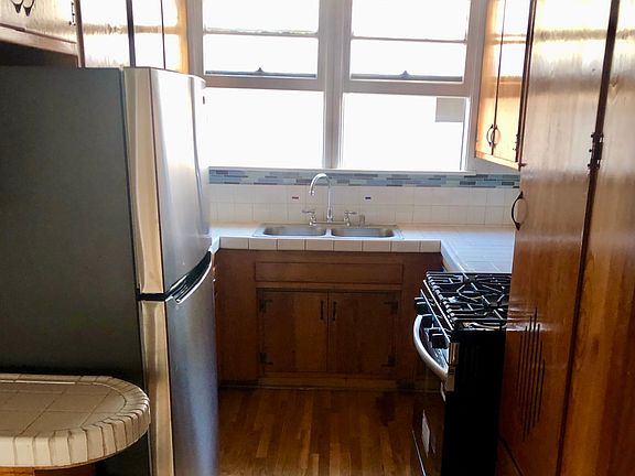 4th image of 1466 S Sherbourne Dr APT 2
