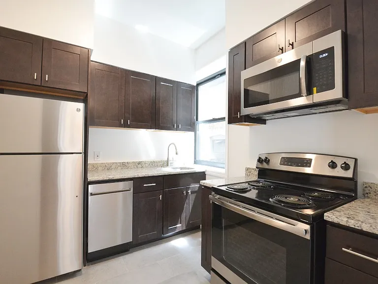 530 W 123rd St #9 — Photo 1