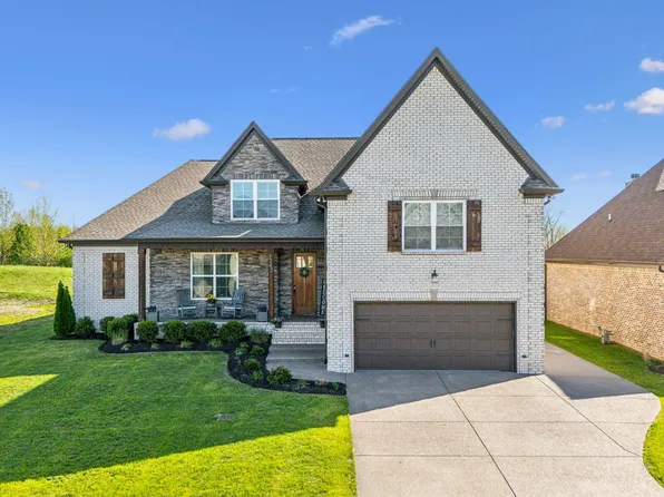 1145 Secretariat Dr, Mount Juliet, TN 37122