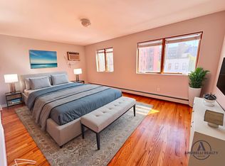 28-47 42nd St #3G, Astoria, NY 11103
