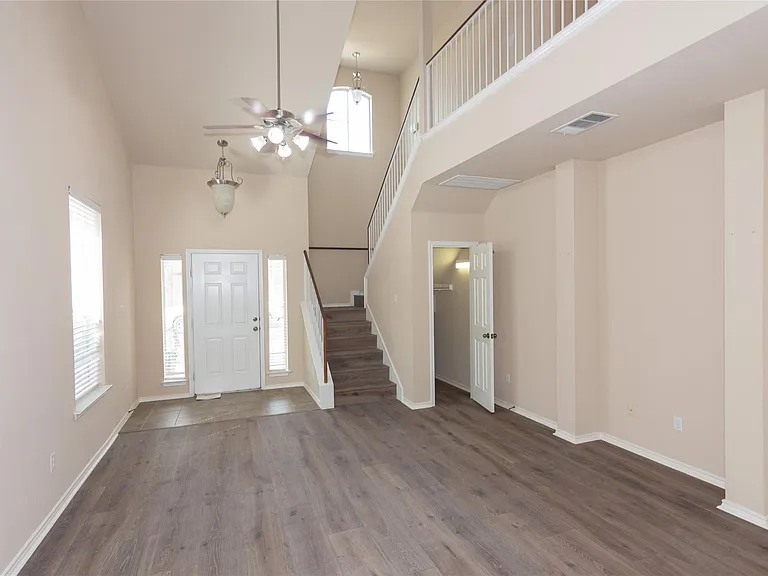 10509 Wylie Dr #338 — Photo 9