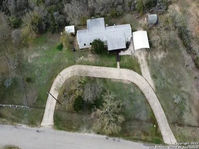 1st image of 1624 County Road 4511