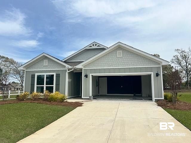 1st image of 14984 Dayton Cir