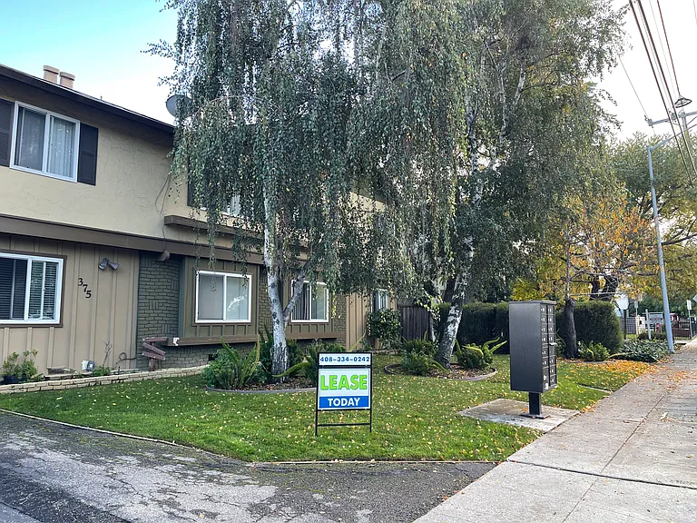 375 Saratoga Ave — Photo 9