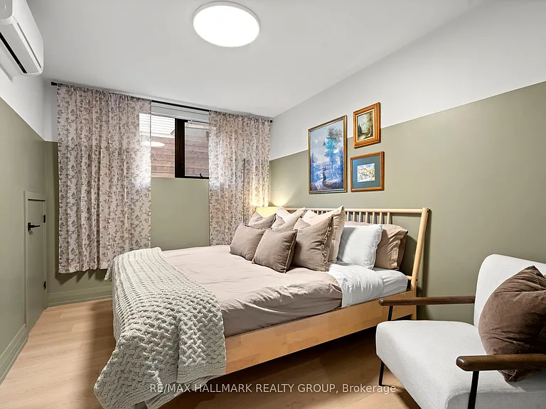 130 Glenora St #2B — Photo 22
