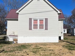 124 N Main St, Wheatland, IN