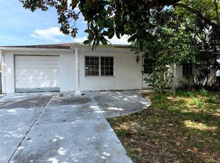 4835 Briar Hill Ct, Holiday, FL 34690