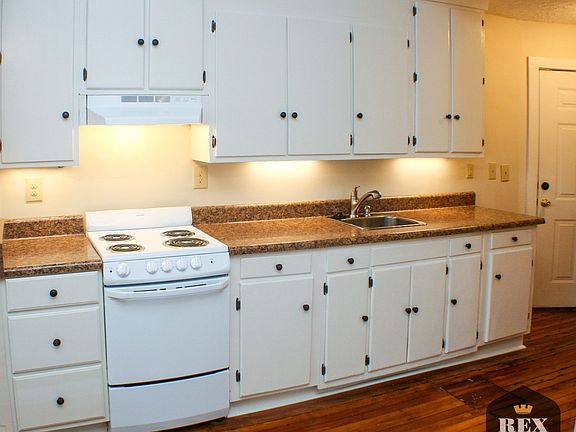 3rd image of 303-317 Greene St #305-A