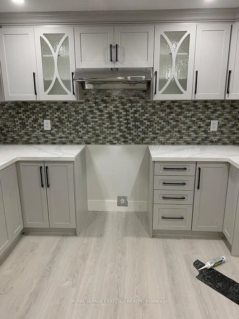 3 bed, $1,650 — Photo 4
