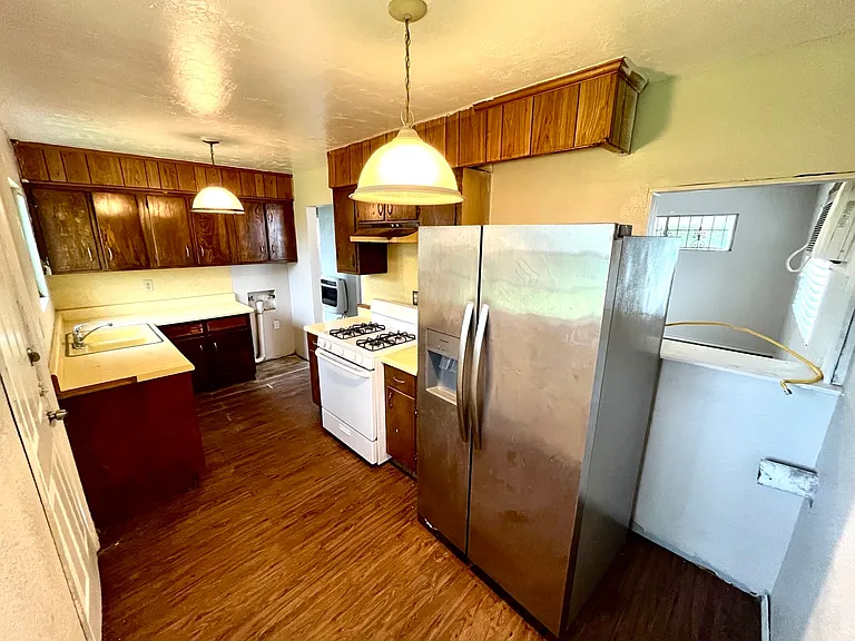 3017 General Marshall St — Photo 2