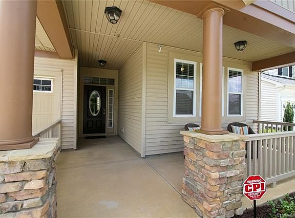 2nd image of 112 Edenton Ln