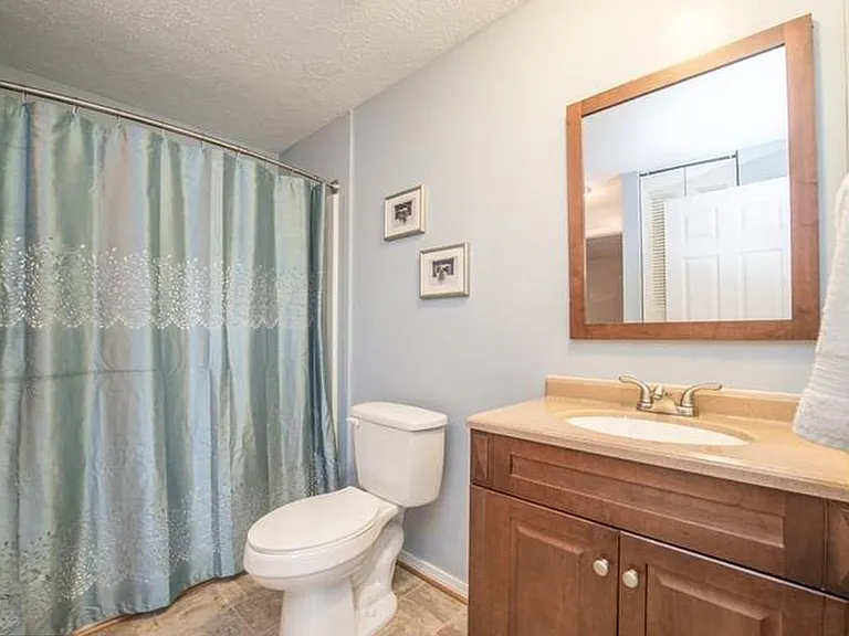 1746 Springfield Ln — Photo 20