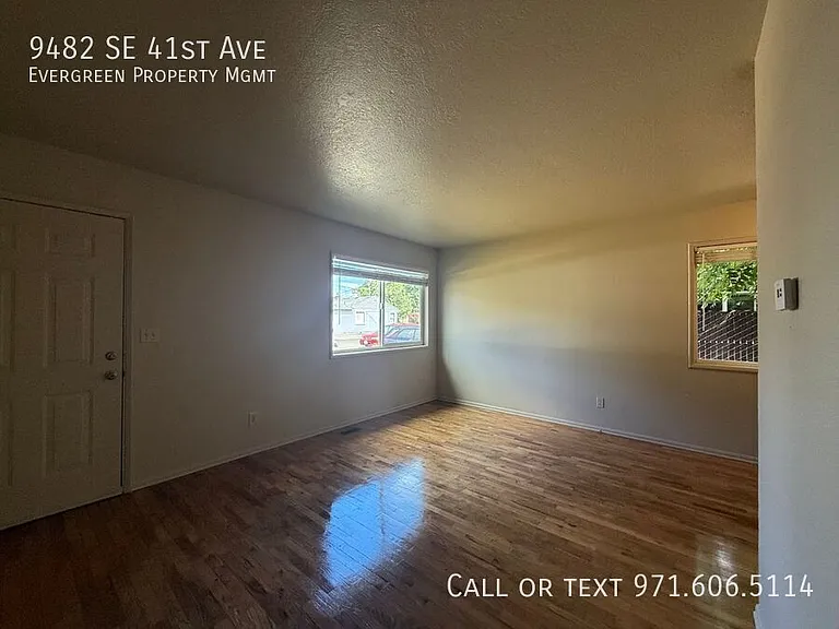 9482 SE 41st Ave — Photo 3