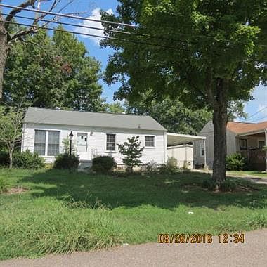 1st image of 2207 SE McClung Ave