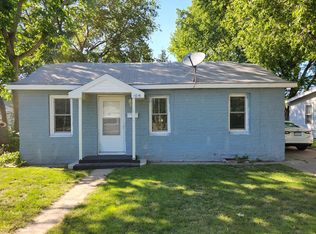 1016 W Phoenix Ave, Grand Island, NE 68801