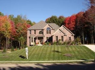 120 Sugar Creek Dr, Butler, PA 16002