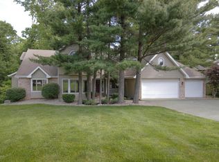 5478 Saddle Club Dr, Kalamazoo, MI