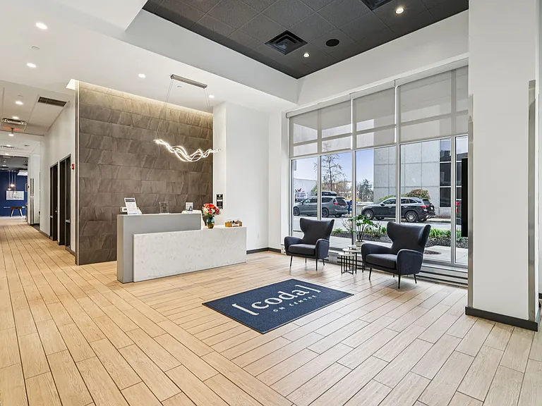 Coda on Centre — Photo 38