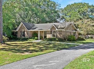 108 Charlotte Ct, Daphne, AL 36526