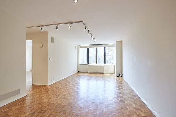 1st image of 445 5th Ave #22C
