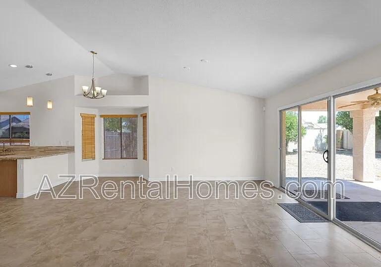 4891 S Rosemary Dr — Photo 10