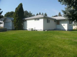 102 Walker Dr, Cheney, WA 99004